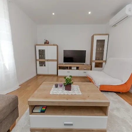 Appartement Lana - David, Center Of *